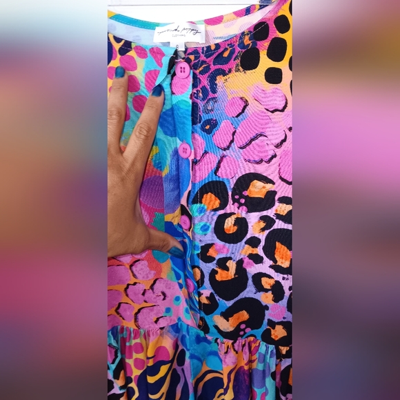 Proud Poppy Dress w/ Pockets & Adjustable Sleeve - Picture 7 of 14